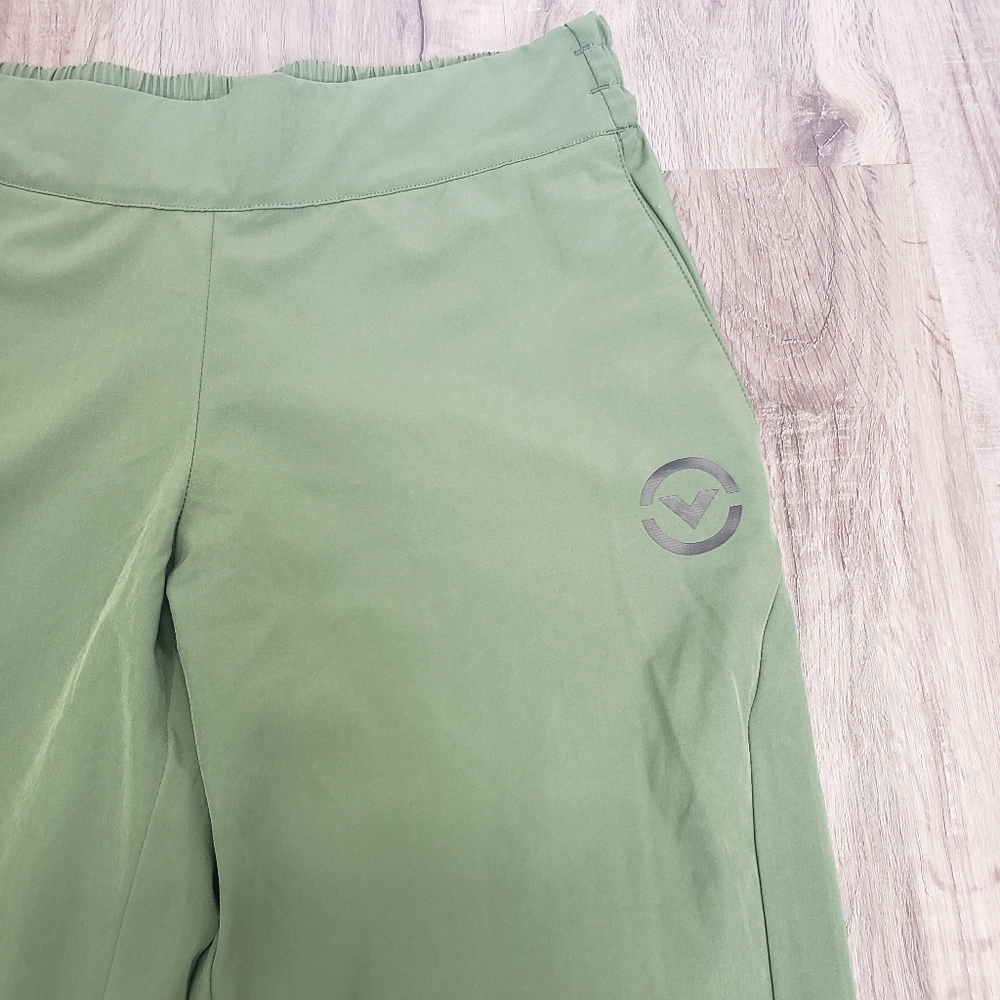 Virus Women's XS (Small) Athletic‎ Jogger Sweatpants Lightweight Green Pants - Picture 2 of 10
